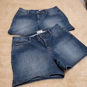 St. John's Bay Womens Shorts Size 12